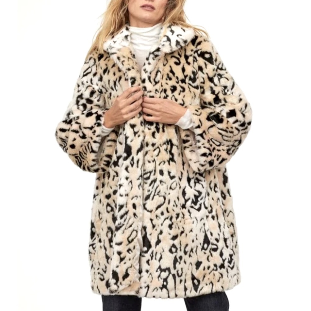 Leopard print faux fur coat